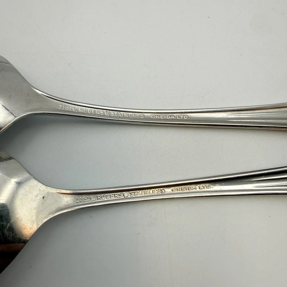 Oneida 1881 Rogers Repose Stainless Flatware Set 7 Pieces Mixed Lot Canada
